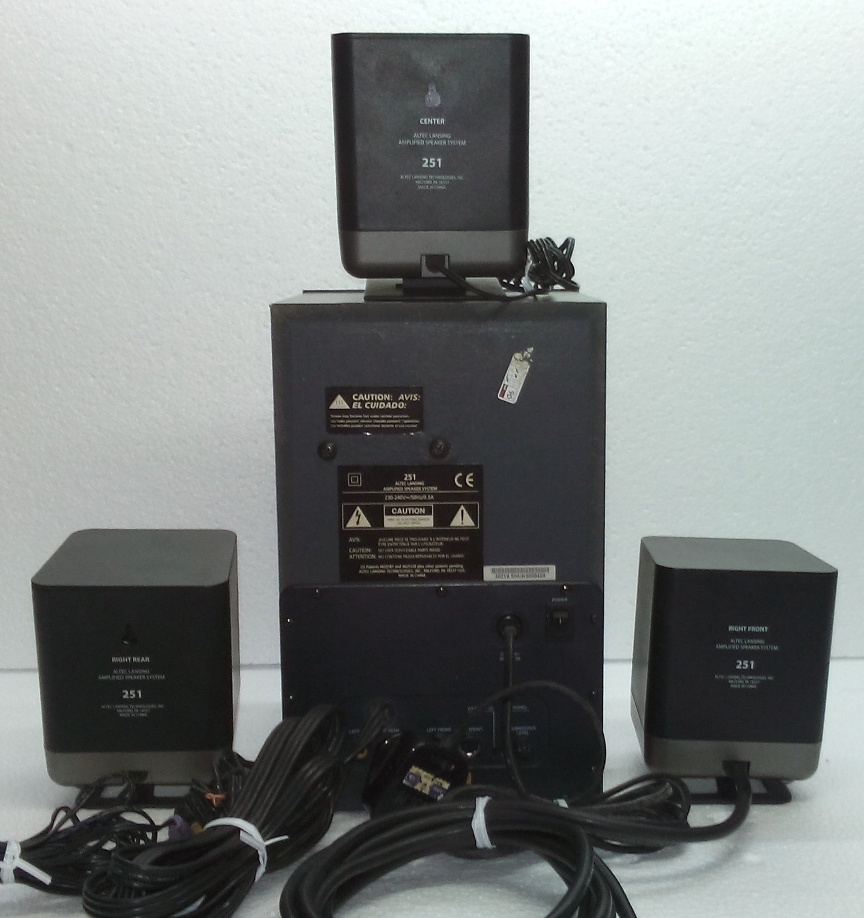 BARANG BARANG ELEKTRIK TERPAKAI DAN RARE: SOLD OUT!! - SPEAKER ...