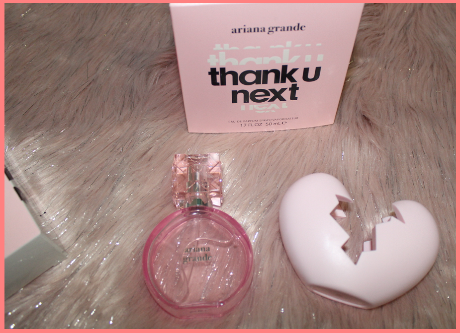 ariana grande perfume pink bottle