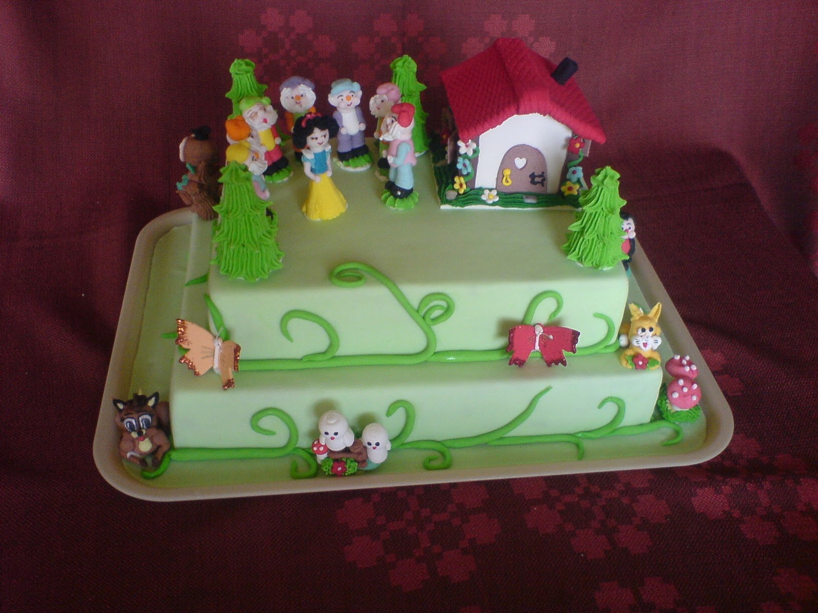 kuhinja-moje-mame-torte-za-devoj-ice