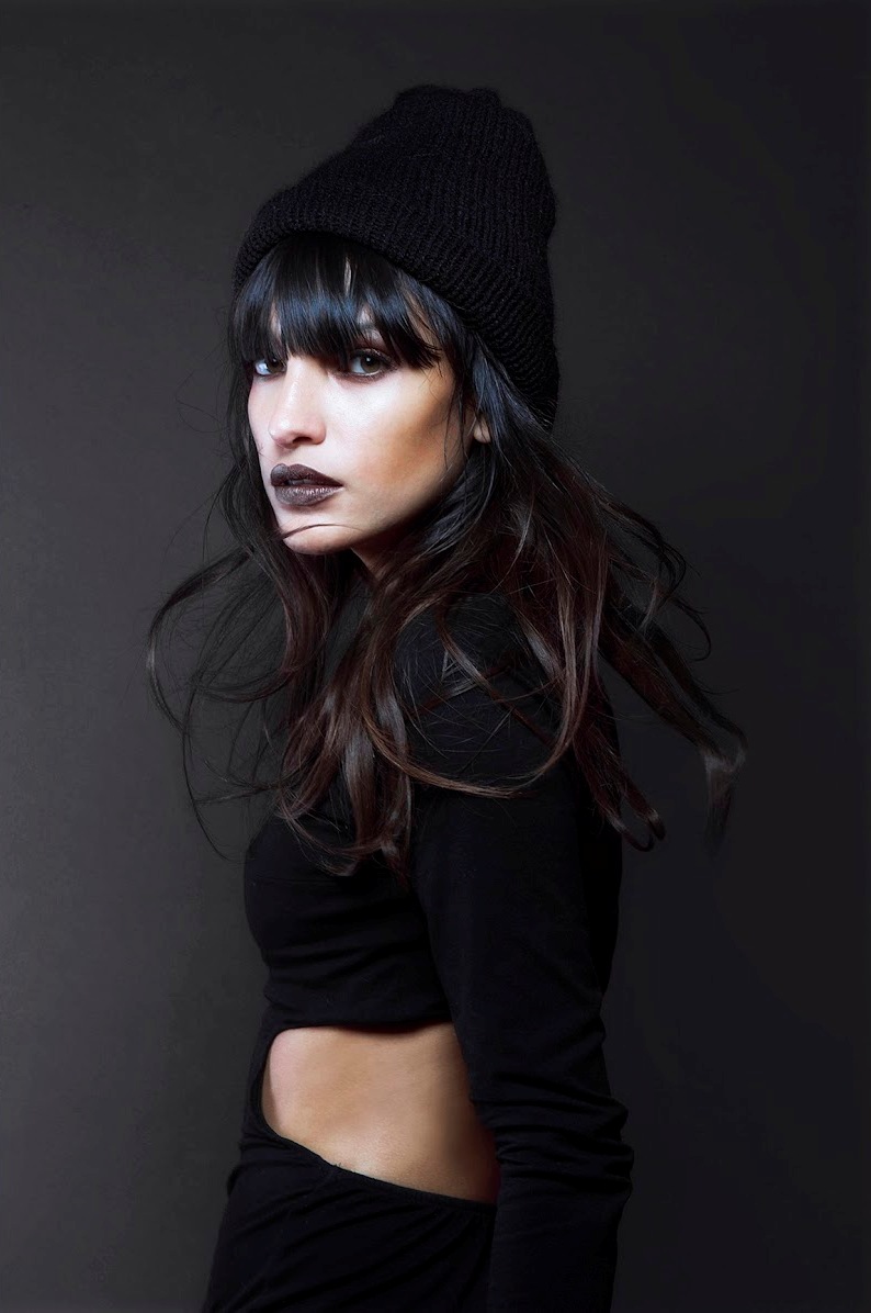 Peruvian Fashion Models: Claudia Oliveira for ROT F/W 2012 Lookbook