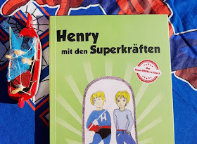 Heute ein Buch! "Henry mit den Superkräften" und "Das Handbuch für SuperFÜHLkrafthelden": Bücher für hochsensible Kinder und ihre Eltern. Das SuperFÜHLkraftbuch hilft Kindern und ihren Elternteilen, liebevoll mit ihren besonderen Fähigkeiten umzugehen.