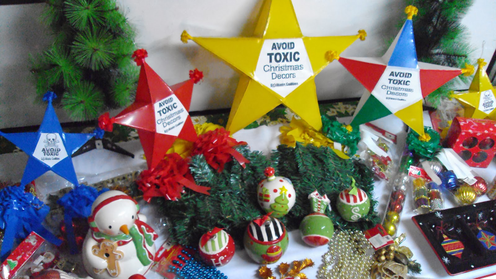 EcoWaste Coalition Advises Consumers to Avoid Toxic Christmas Decorations