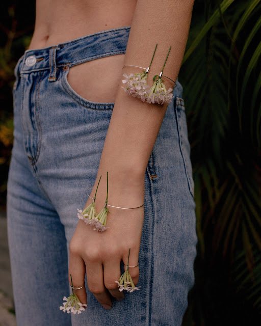 Flower Holder Jewelry for Real Organics by jamincjewelry / The Beading Gem