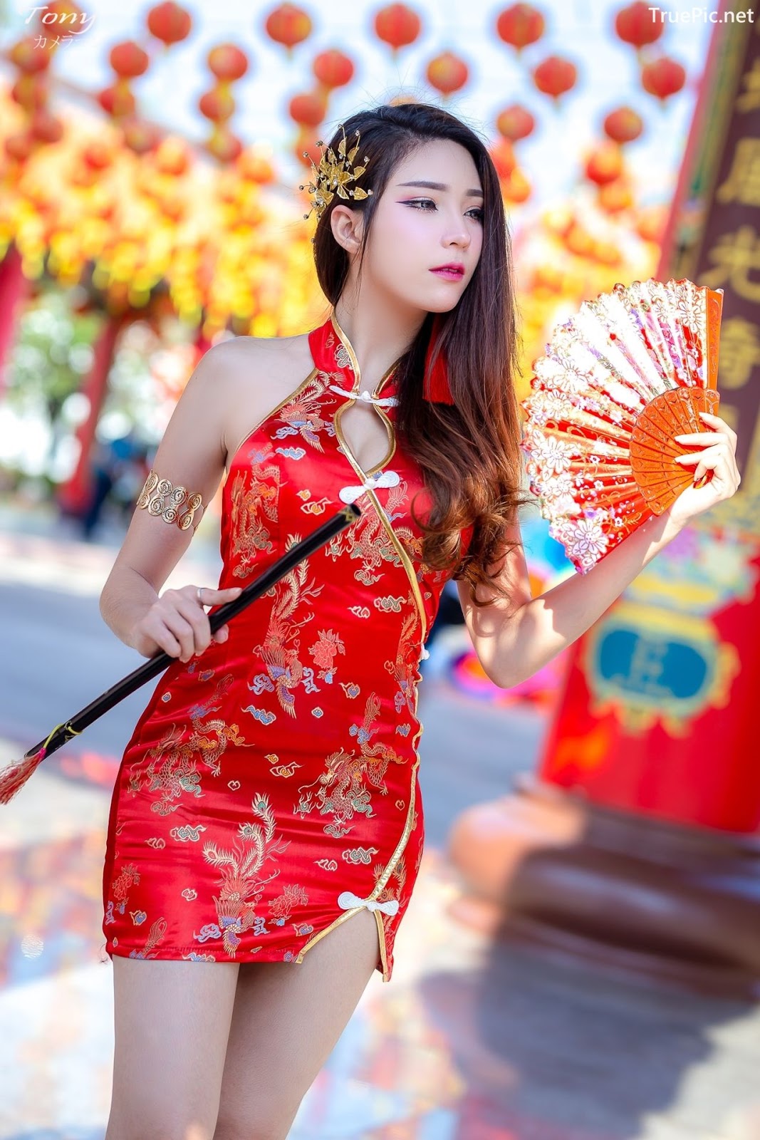 Image-Thailand-Hot-Model-Janet-Kanokwan-Saesim-Sexy-Chinese-Girl-Red-Dress-Traditional-TruePic.net- Picture-15