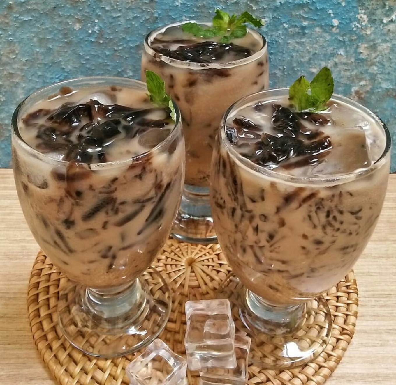 Dijamin Enak Es Cappucino Cincau Edisi Special Ramadhan