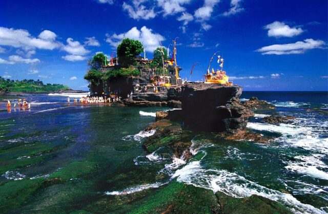 Traveling to Tanah Lot Bali