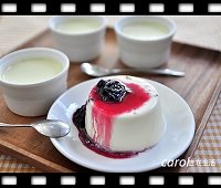 http://caroleasylife.blogspot.com/2014/06/panna-cotta.html