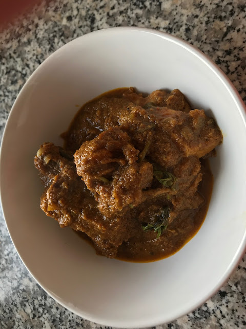 Cooking With Swapna: Old Fashioned South Indian Style Chicken Curry