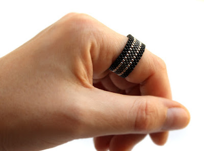молодежные стильные кольца купить бисерные украшения в россии