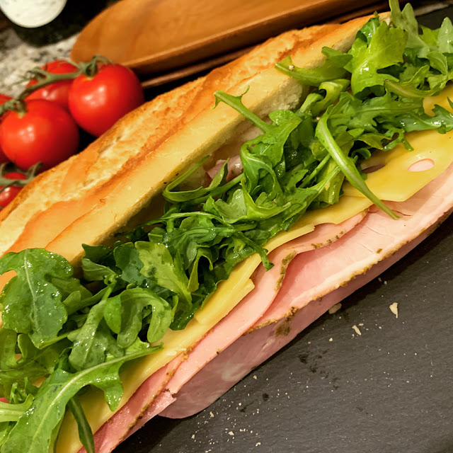 Sandwich JambonFromage 프랑스식 바게트 햄치즈 샌드위치