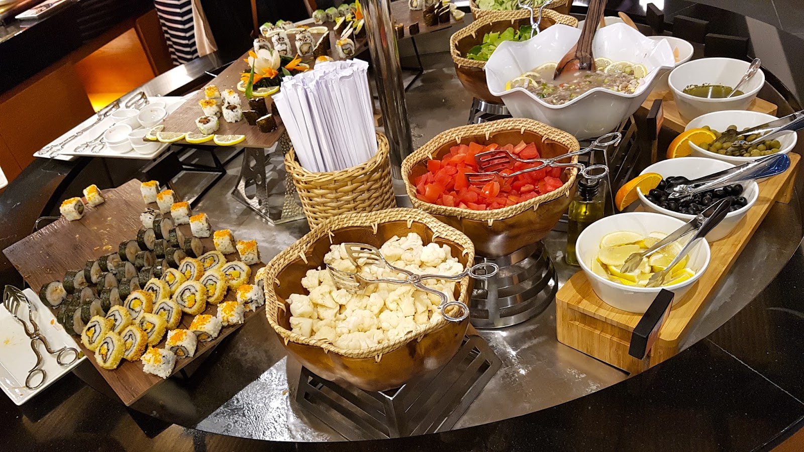 Anything Under The Sun Buffet Dining at Hot Palayok Restaurant, Dubai