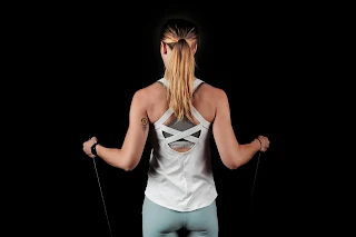 Why Physiotherapist Love Resistance bands over Dumbbell or Barbell?