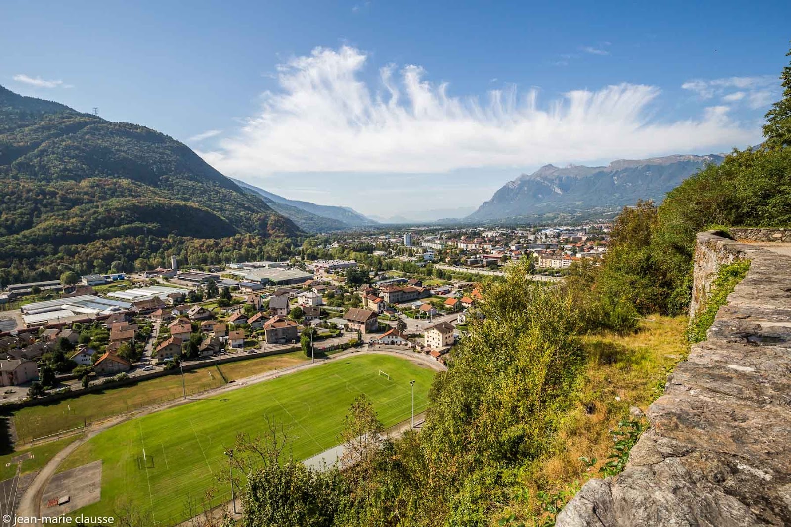 Découvrir la France en photos 74 CONFLANS. Albertville (Savoie 73)