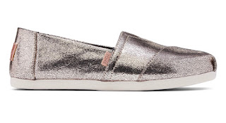 toms free shipping