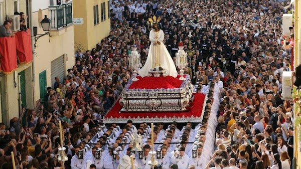 Retransmisión del Lunes Santo en la principales ciudades de Andalucía Retransmisión del Lunes Santo en la principales ciudades de Andalucía