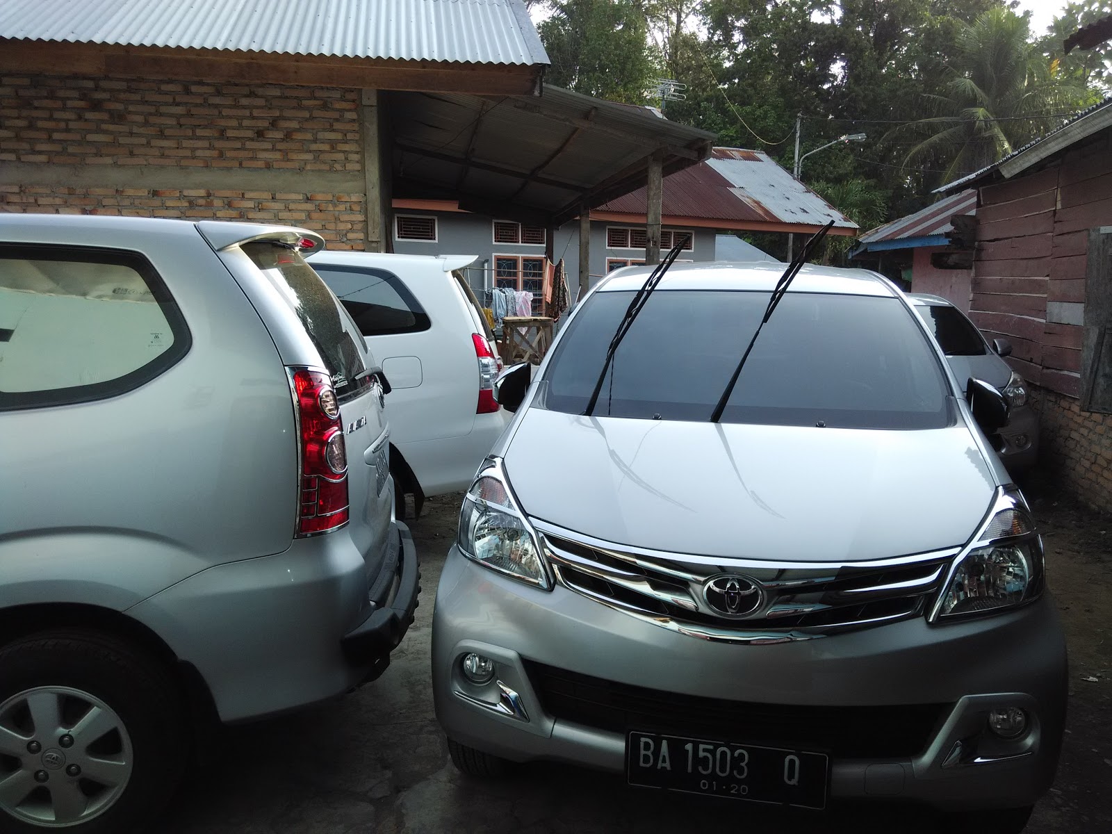 Koleksi Gambar Rental Mobil Avanza | Modifikasi Mobil