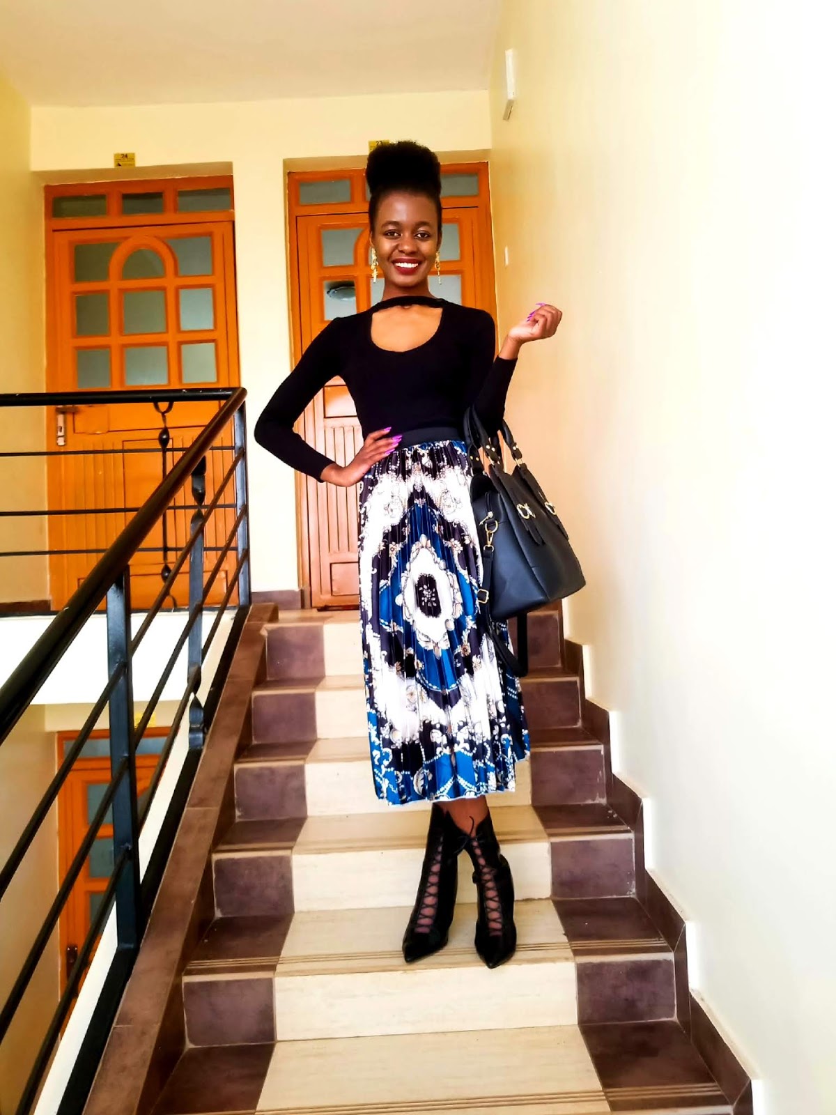 Here's How To Wear A Pleated Skirt In 2019