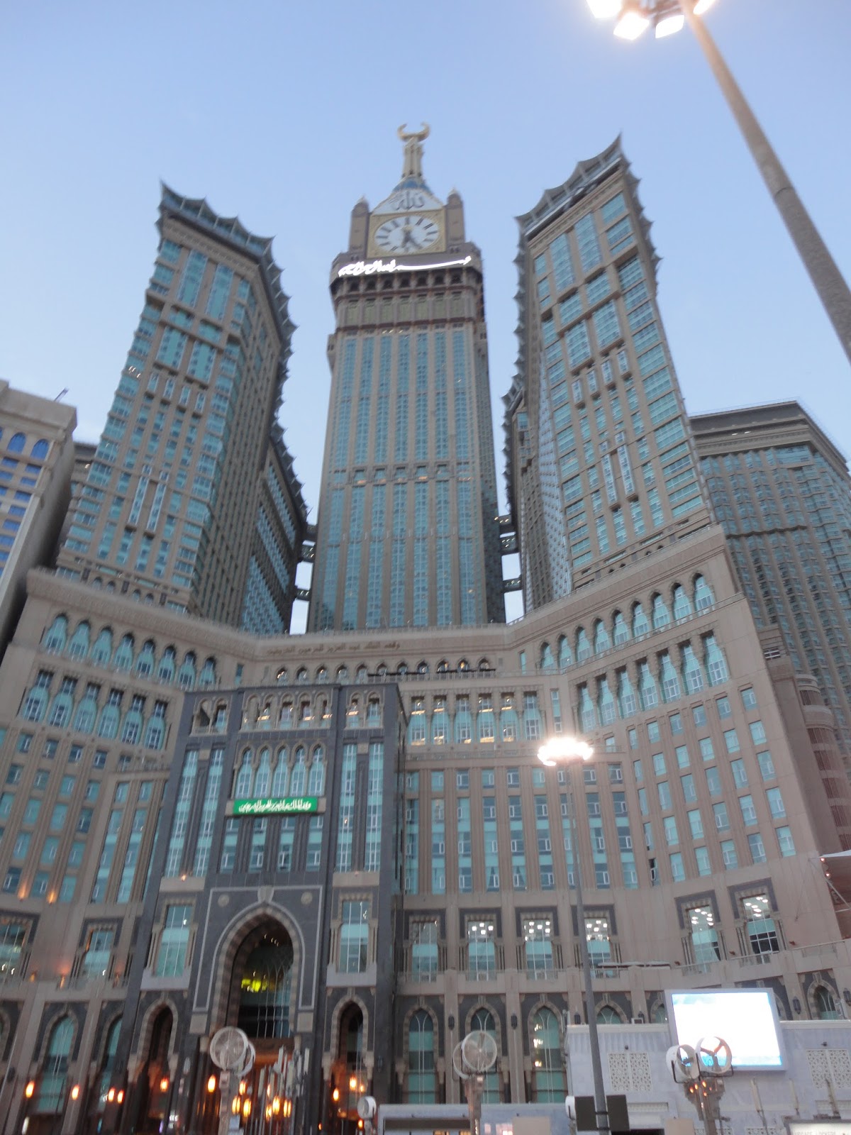 Ayumi MENARA JAM MAKKAH CLOCK ROYAL TOWER