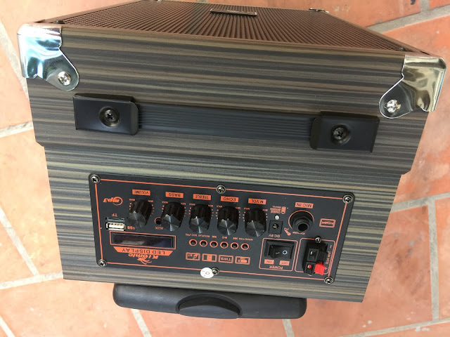 loa-keo-q8s%2B%25281%2529 Loa bluetooth karaoke Q8s công suất lớn Bass 2,5 tấc