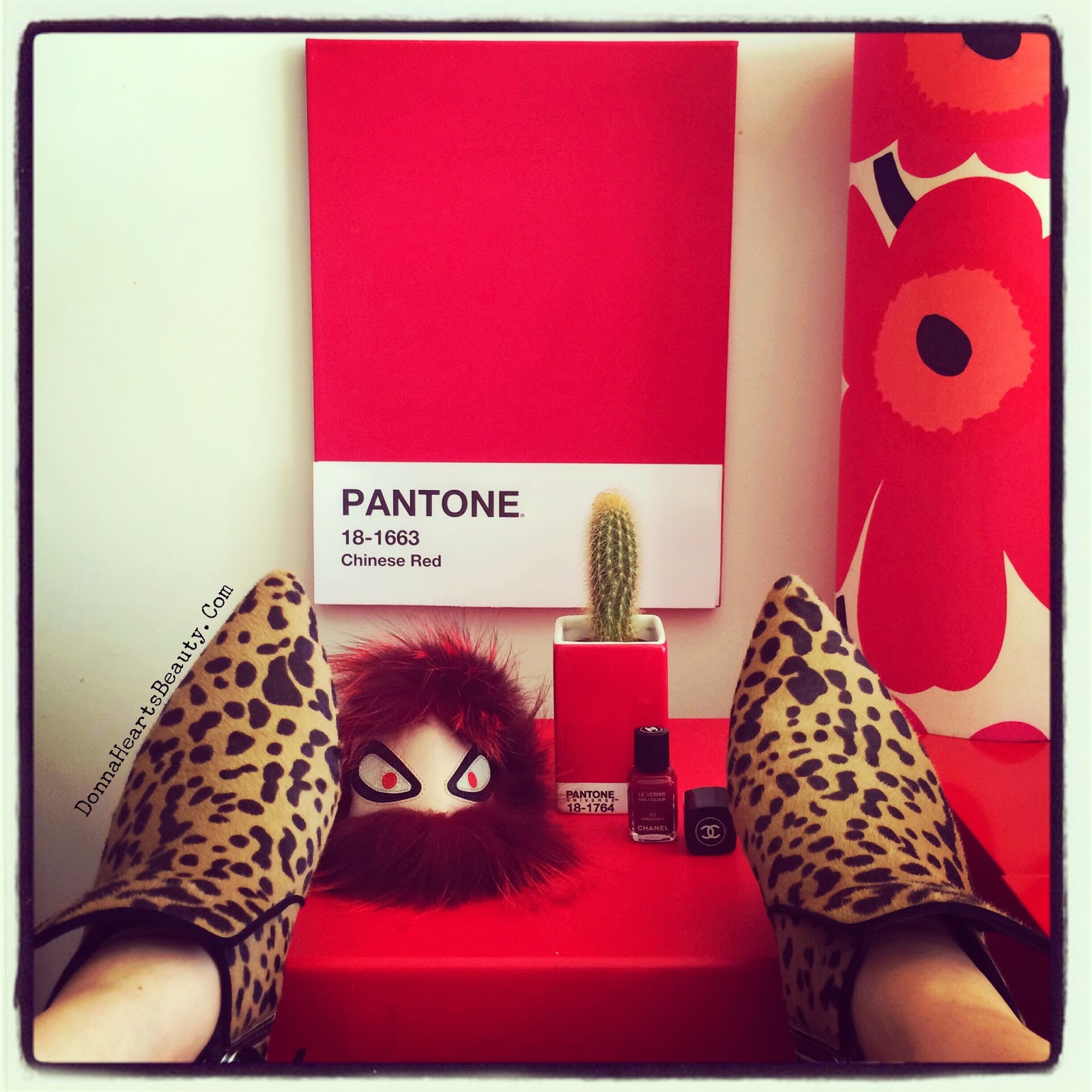 innovation Panorama studieafgift DONNA HEARTS BEAUTY: AN ODE TO PANTONE'S " CHINESE RED" & SAKS STYLE  SPOTLIGHT !