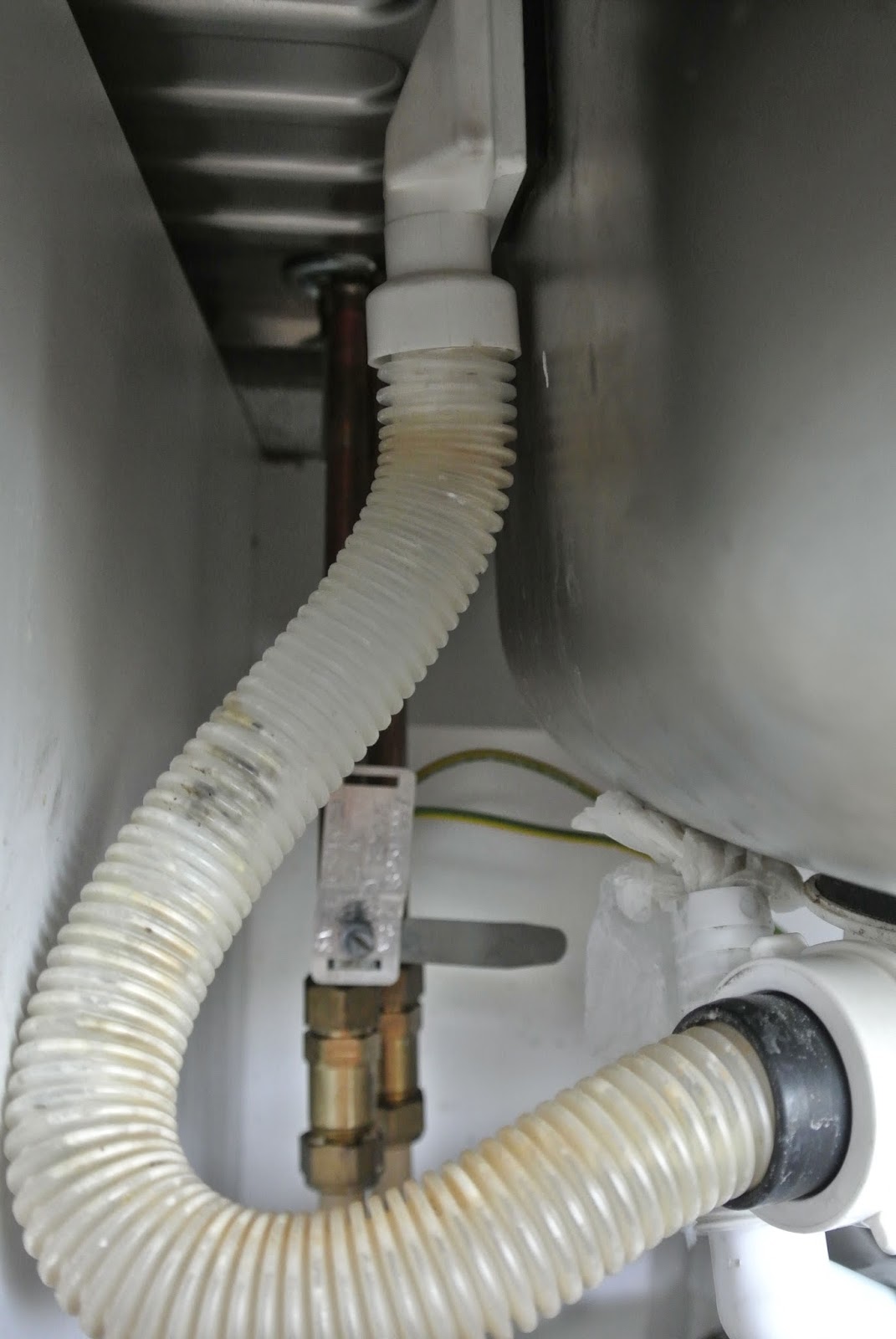 An Irish Journey to Life and Home Organisation. How to remove the odor