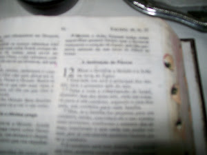 BÍBLIA SAGRADA - O LIVRO DA VIDA E DO CONHECIMENTO DE DEUS