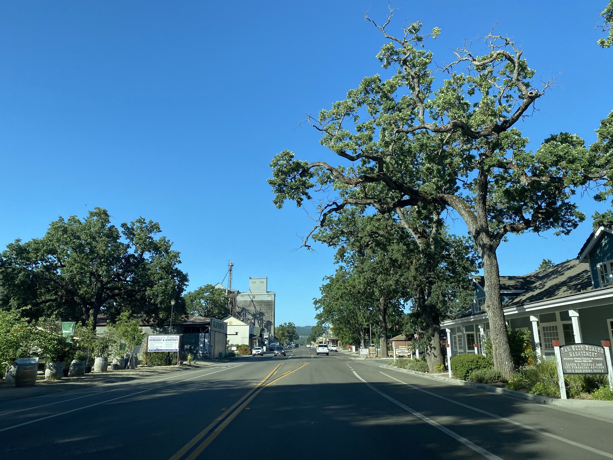 Former US Route 101 through Templeton