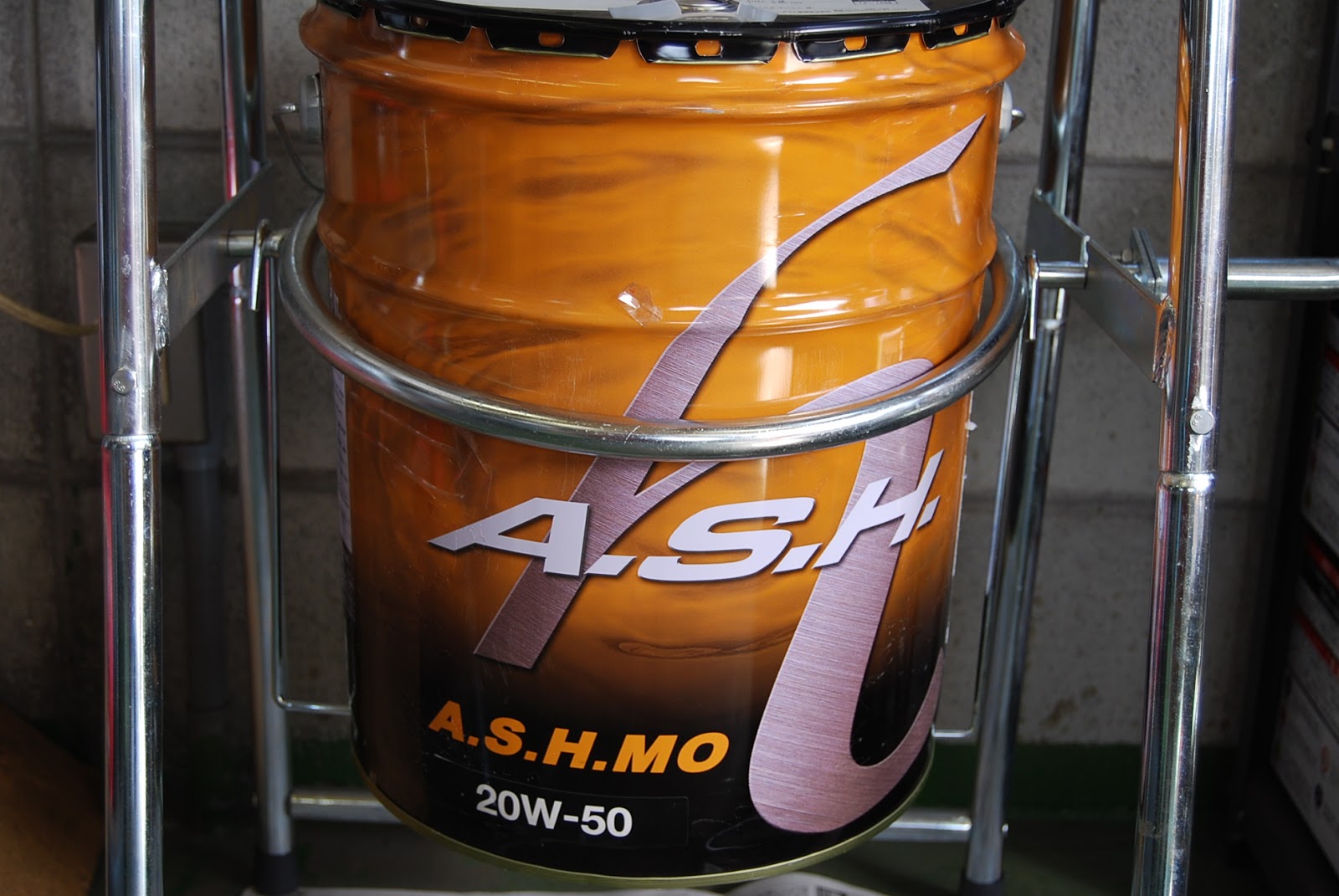 新 別冊モミスピ 広島廿日市のハーレーカスタムショップモミアゲスピード モーターサイクルズのブログです Ashエンジンオイルキャンペーン