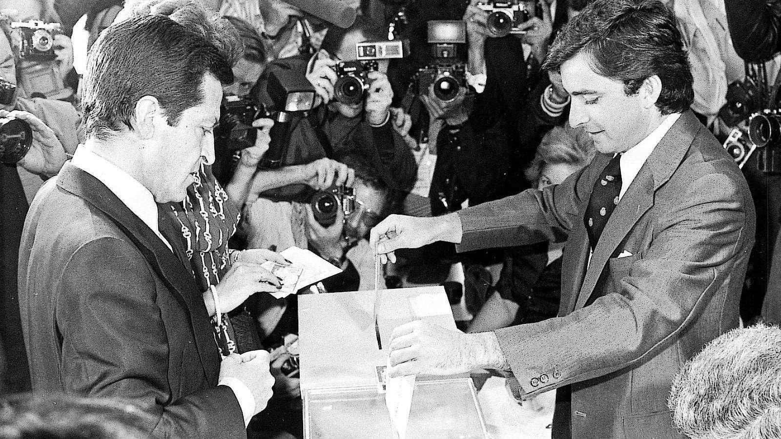 Sociales e Imagen 1977, año esencial de la Transición Sociales e Imagen 1977, año esencial de la Transición