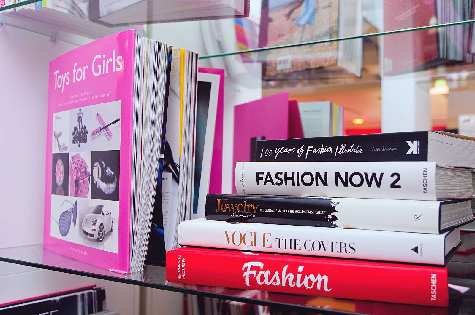 lace, vanilla, & poise DollHouse Dubai Opening!