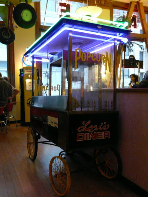 Lori's Diner San Francisco