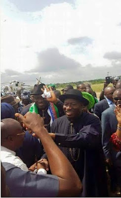Ex President Jonathan's Heroic Journey & Arrival in Otuoke in Pictures. gg