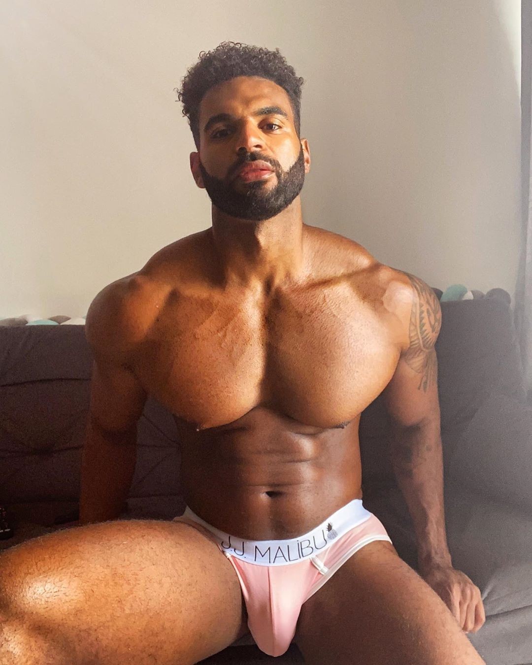 120845661_360191655340229_18113090951393