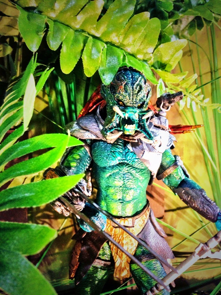 CobraShadowJoes: NECA Toys Scavage Predator Review