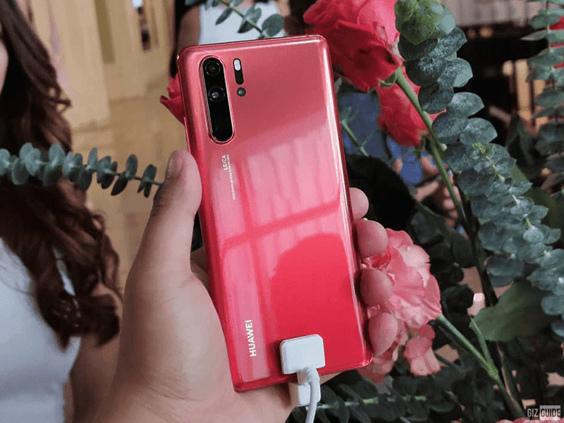 P30 Pro's new Amber Sunrise color is gorgeous