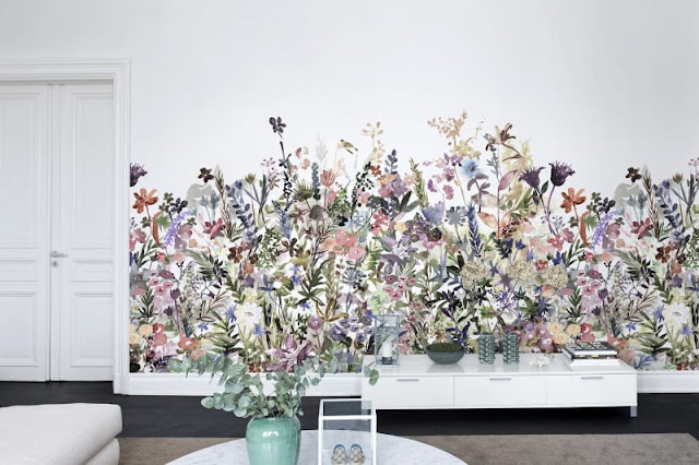 home decor ideas with floral wallpaper