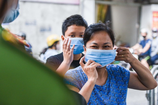 Hà Nội tái triển khai chốt kiểm soát dịch Covid-19 Hà Nội tái triển khai chốt kiểm soát dịch Covid-19