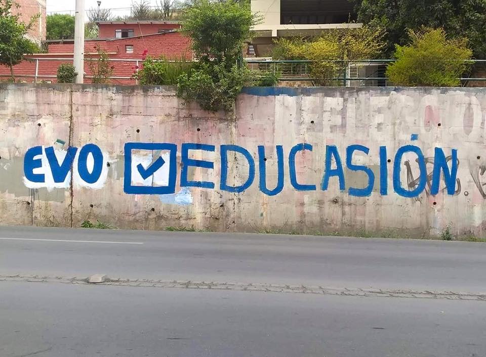 Educación Evo Morales Bolivia Educación mal escrito