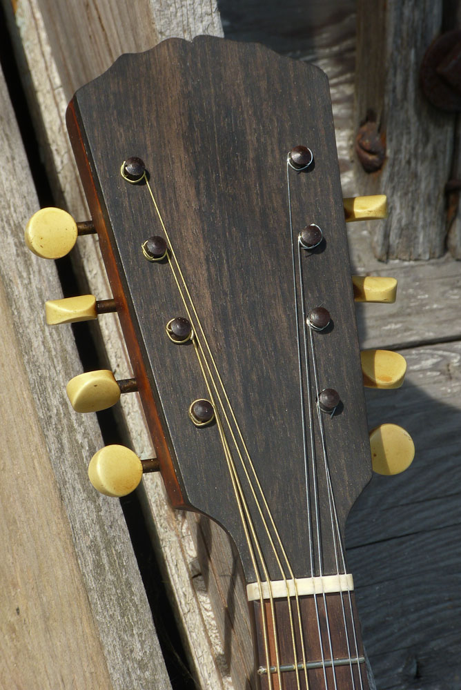 1910s Gibson ArmyNavy Pancake Mandolin