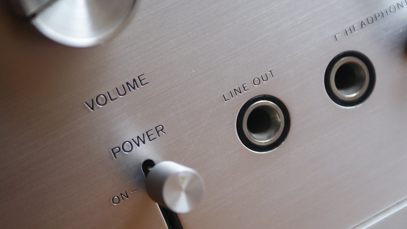 VINTAGE SOUND: Sony Rare TA2000