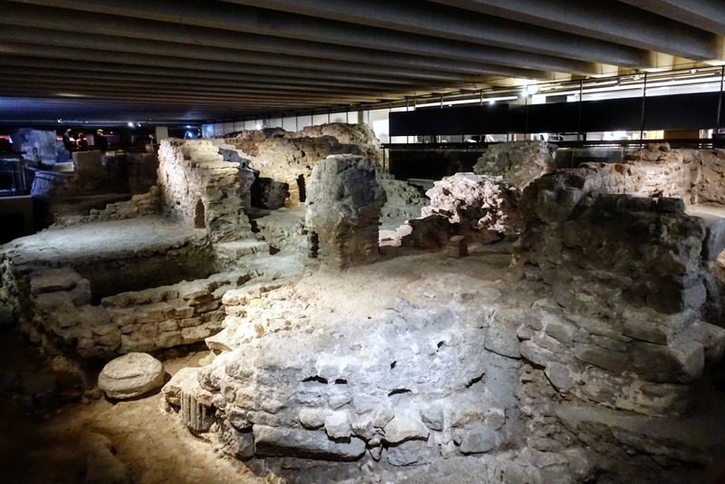 Crypte Archéologique De L'île De La Cité Paris : Crypte archéologique de l'Ile de la Cité, de Lutèce au Paris