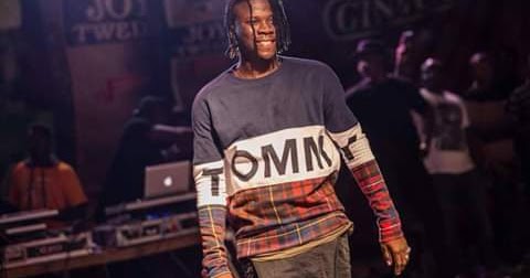 VIDEO: Fans Go Wild As They Jam To Stonebwoy's 'Kpok3k3' In London