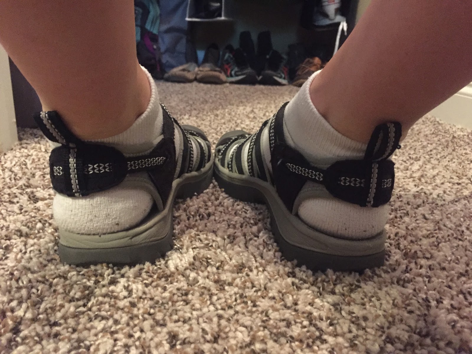 Girls Rock Socks and Sandals Keen Saturday 6