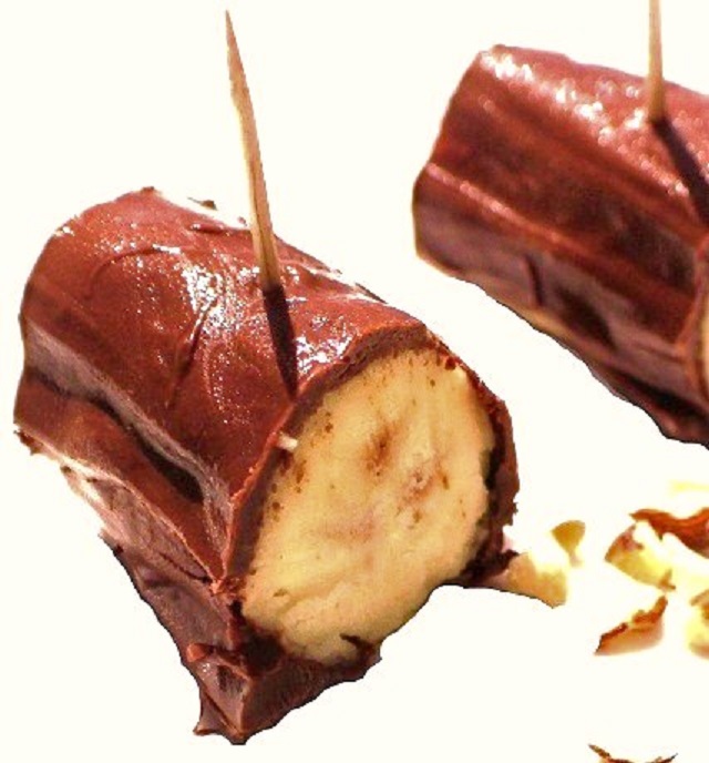 these are banana dipped in Nutella and frozen with a toothpick in them on parchment paper