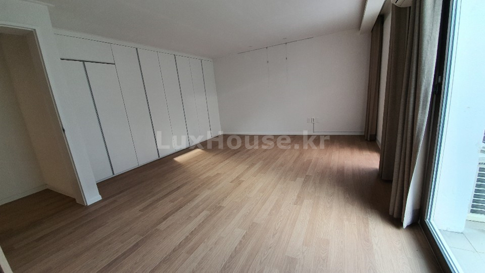 Seoul Apartment Victoria villa in Hannamdong, Yongsan, Seoul 한남동 빅토리아빌라