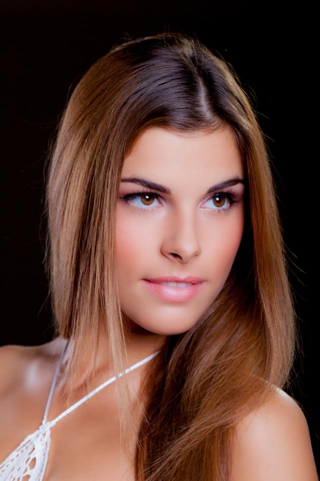 Marine lorphelin New Miss Universe Serbia 2013 is Ana Vrcelj