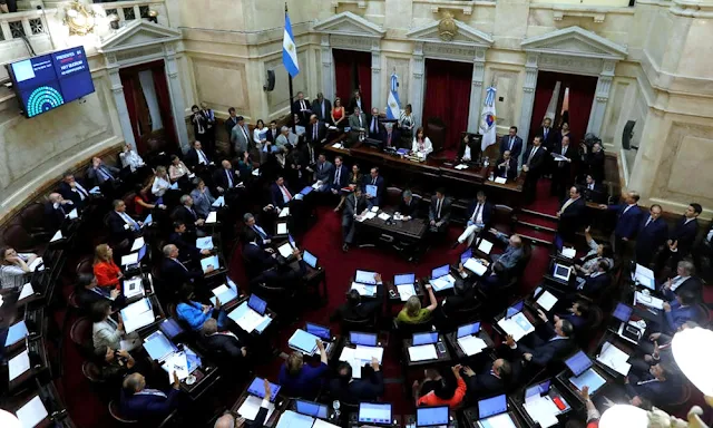 Congreso argentino congela sueldos de legisladores por seis meses por emergencia económica