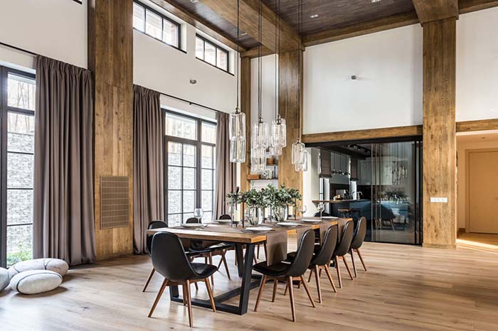 Modernia, tummaa ja rustiikkia