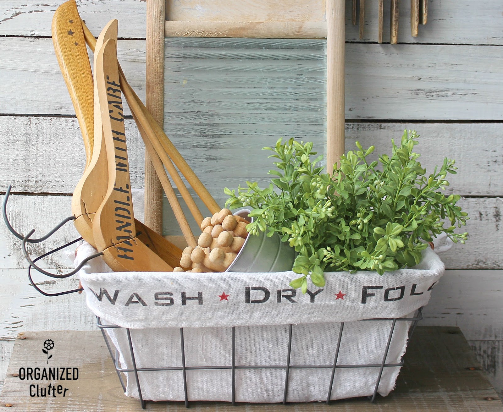 Thankgiving Hostess & Christmas Gift Ideas With Old Sign Stencils