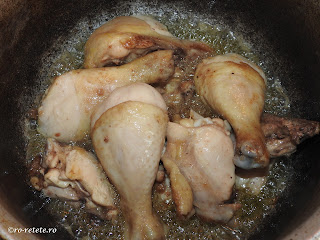 Pulpe de pui prajite la ceaun reteta friptura traditionala taraneasca de casa retete culinare mancare cu carne prajita copane,